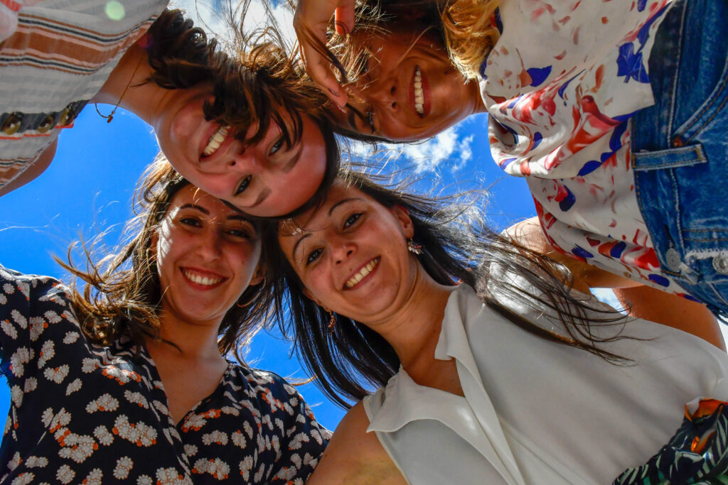 4 filles gros plan enterrement de vie de jeune fille